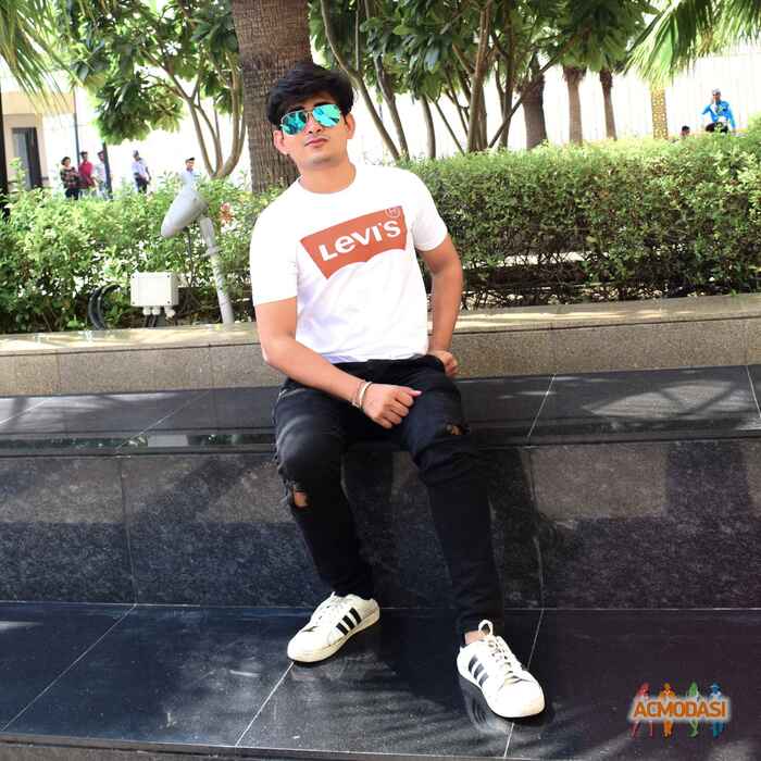rishabh  tiwari photo №118001. Uploaded 23 October 2018