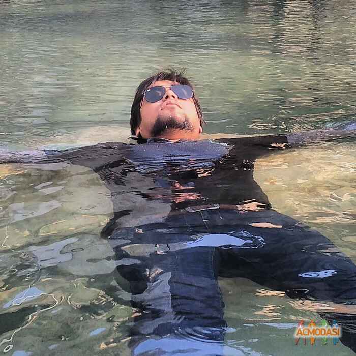 Adhikar  Johri photo №101204. Uploaded 18 April 2017