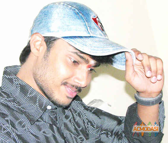 Hari   photo №32110. Uploaded 30 November 2015