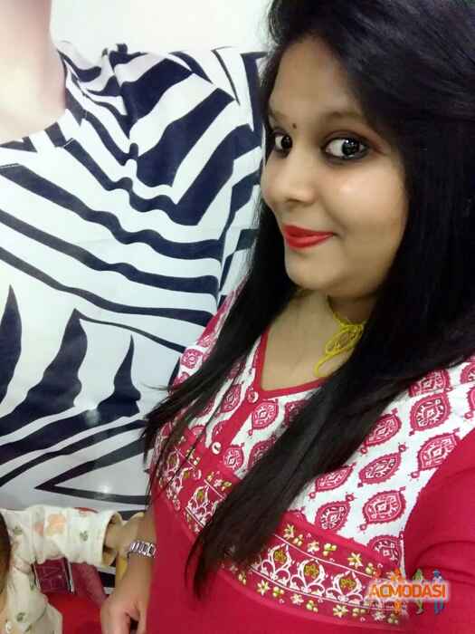 Vrashika  Saxena photo №81653. Uploaded 27 October 2016