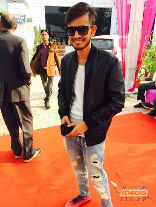 Vibhu  Sharma photo №89709. Uploaded 30 December 2016
