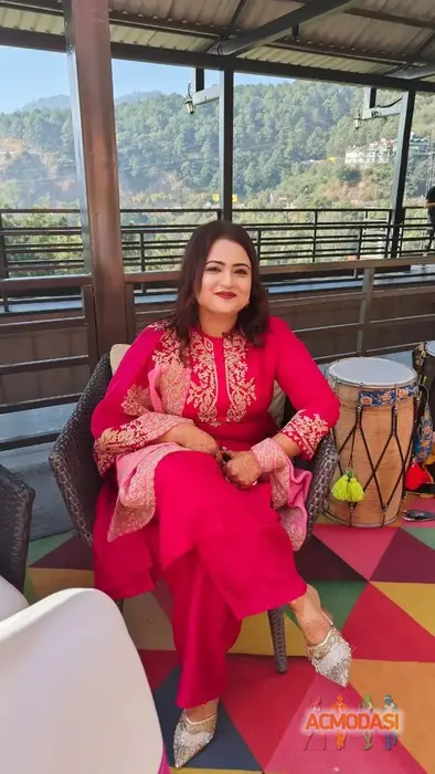 Snr. Director Shreya Saran photo №125173. Uploaded 19 May 2025