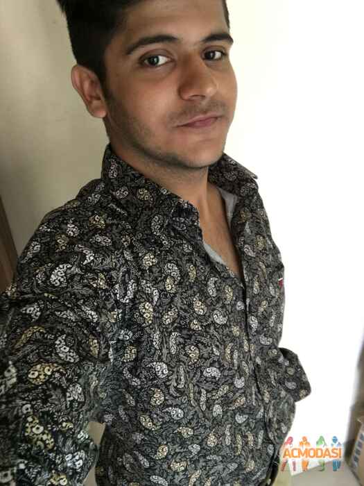 Karan Suresh Narang photo №88382. Uploaded 20 December 2016