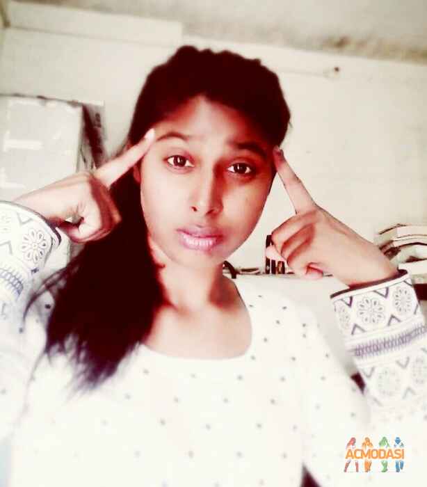 deepika singh yadav photo №59701. Uploaded 22 May 2016