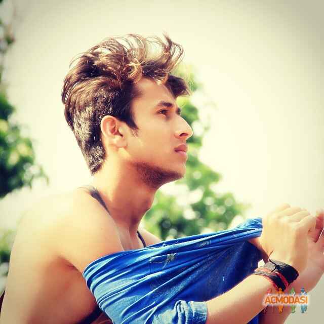 Krishna Sharma Jangid photo №66477. Uploaded 13 July 2016