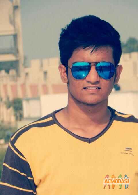 Yogesh  Tiwari photo №16518. Uploaded 22 August 2015